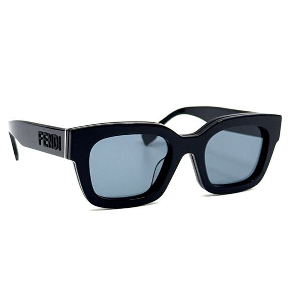 New, FENDI Sunglasses FE40119F 01V Authentic - Picture 1 of 12